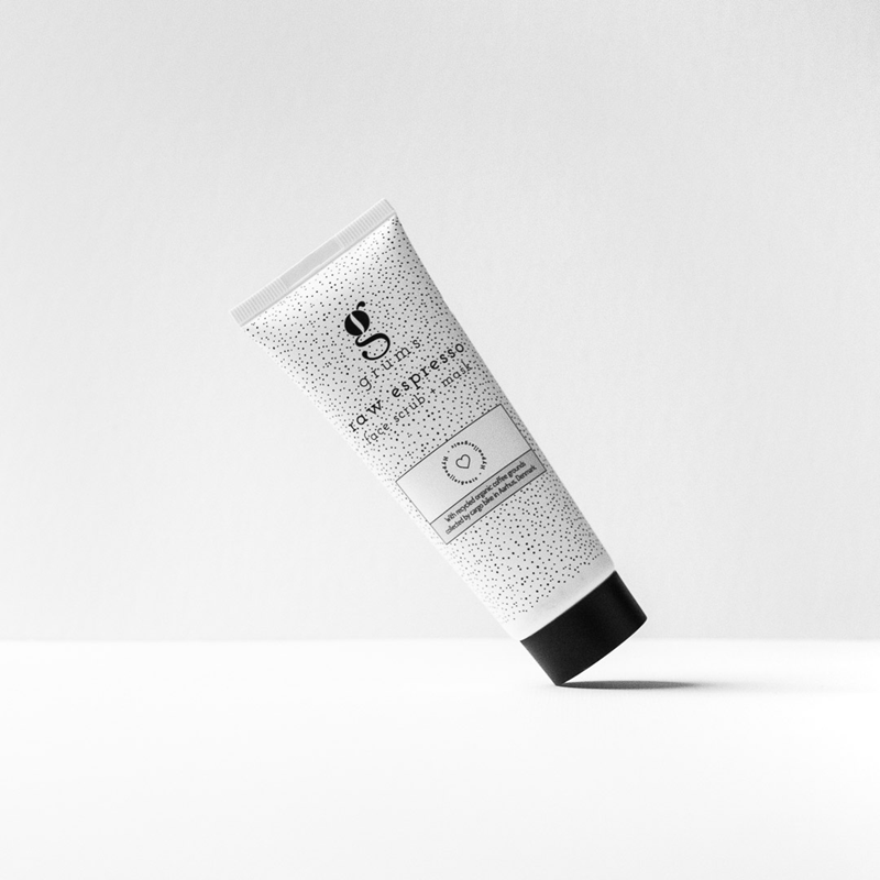 Gesichtspeeling & Maske mit Kaffeesatz